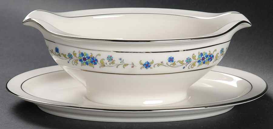 Norma Gravy Boat with Attached Underplate by Noritake-1
