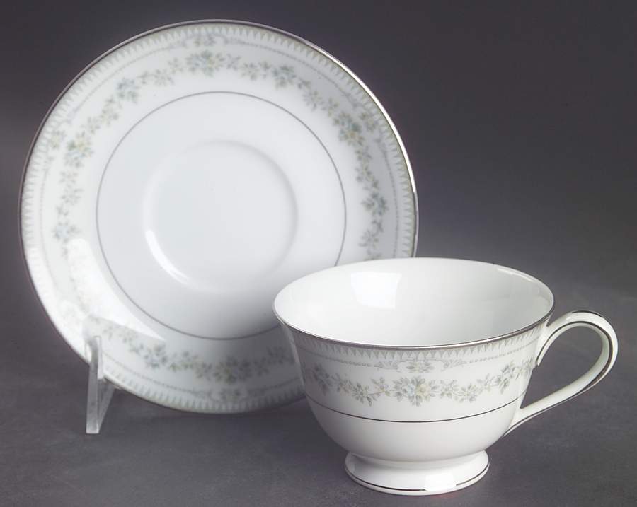 Norwood Footed Cup & Saucer Set by Noritake-1