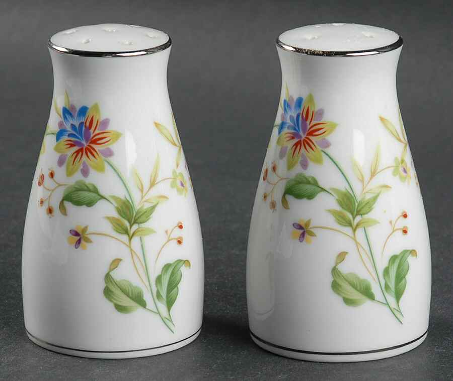 Nouveau Salt & Pepper Set by Noritake-1