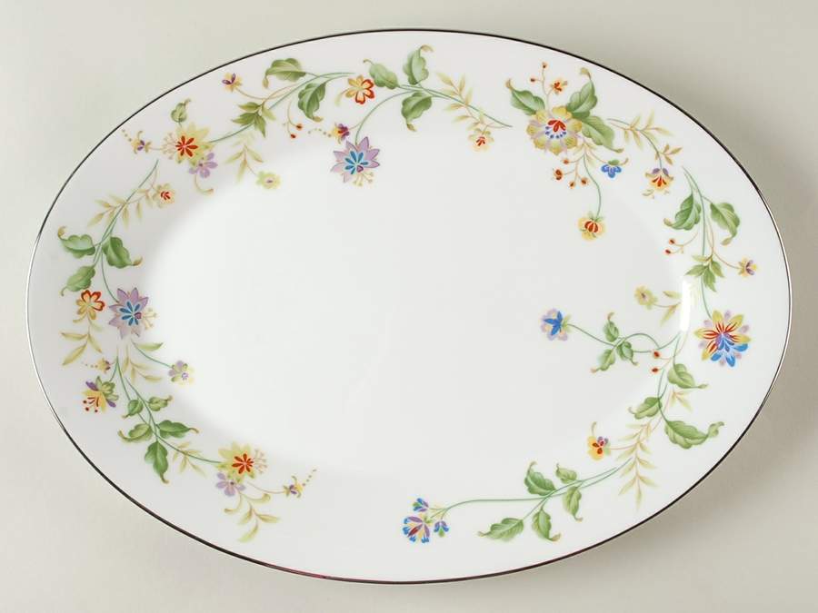 Nouveau 14" Oval Serving Platter by Noritake-1