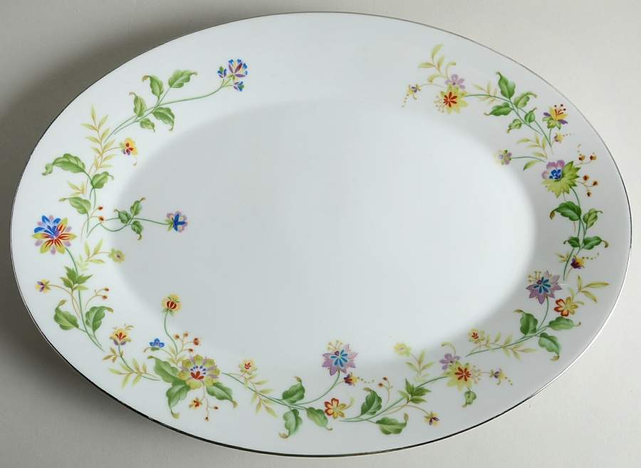 Nouveau 16" Oval Serving Platter by Noritake-1