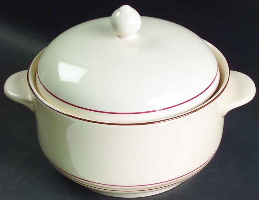 Nutmeg 2 Qt Round Covered Casserole by Noritake-1