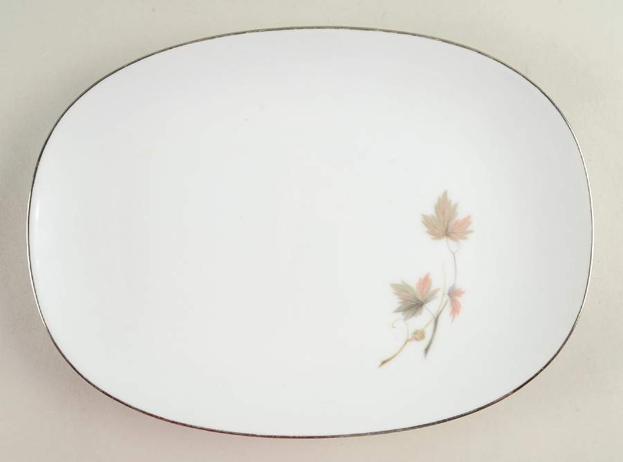 Oaklane 11" Oval Serving Platter by Noritake-1