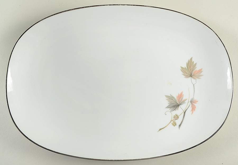 Oaklane 13" Oval Serving Platter by Noritake-1
