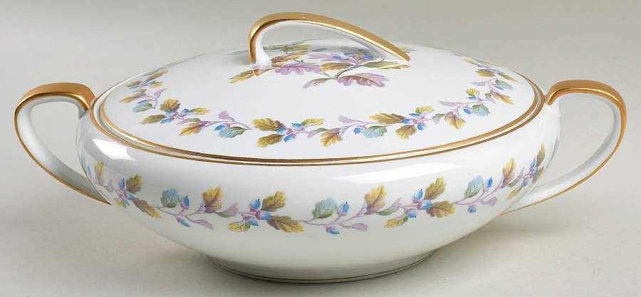 Oakwood Round Covered Vegetable by Noritake-1
