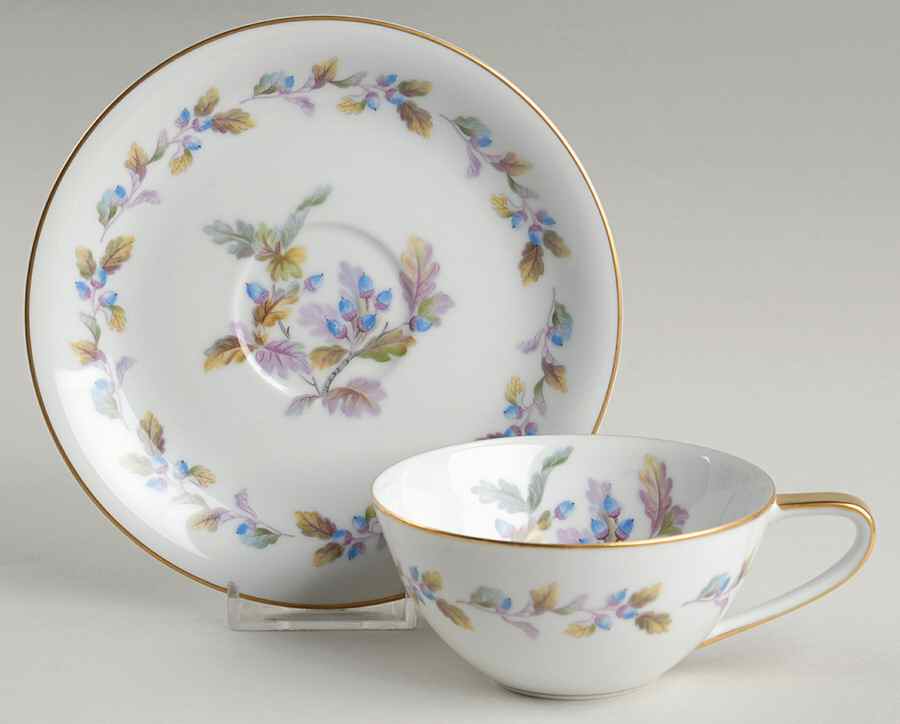 Oakwood Flat Cup & Saucer Set by Noritake-1