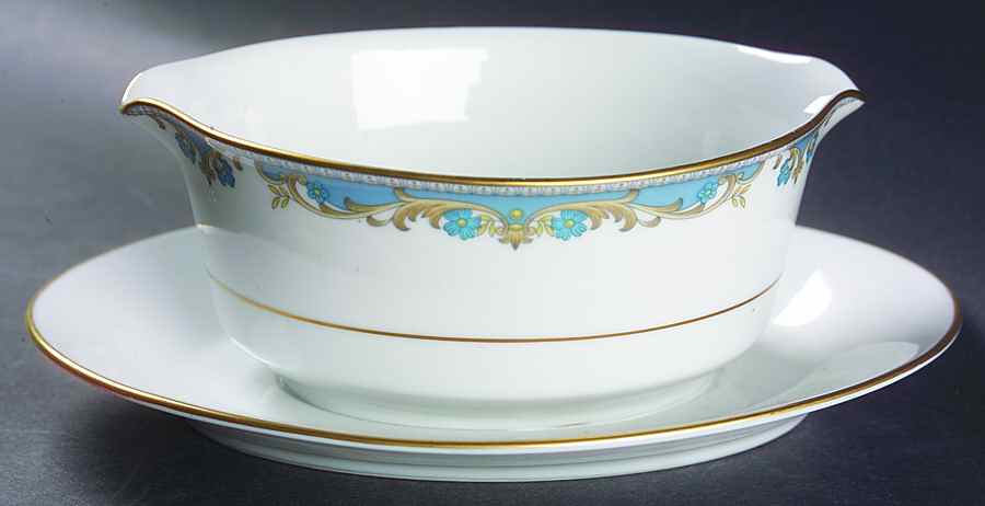 Oberlin Gravy Boat with Attached Underplate by Noritake-1