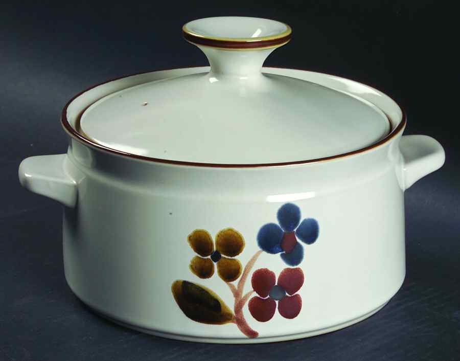 October Fest 2.25 Qt Round Covered Casserole by Noritake-1