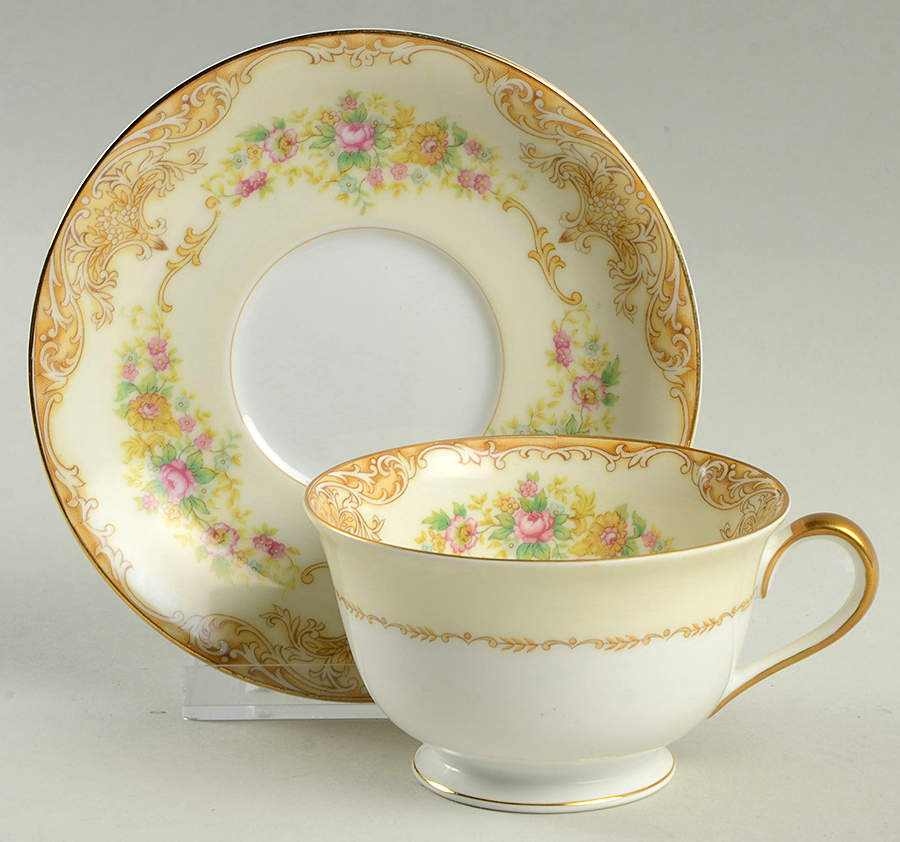 Odette Footed Cup & Saucer Set by Noritake-1
