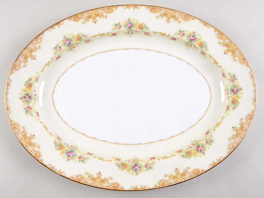 Odette 16" Oval Serving Platter by Noritake-1