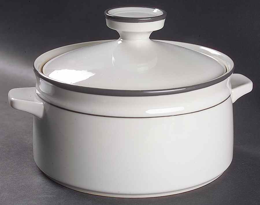 Odin Grey 2.25 Qt Round Covered Casserole by Noritake-1