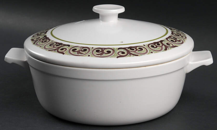 Ole 1.75 Qt Round Covered Casserole by Noritake-1