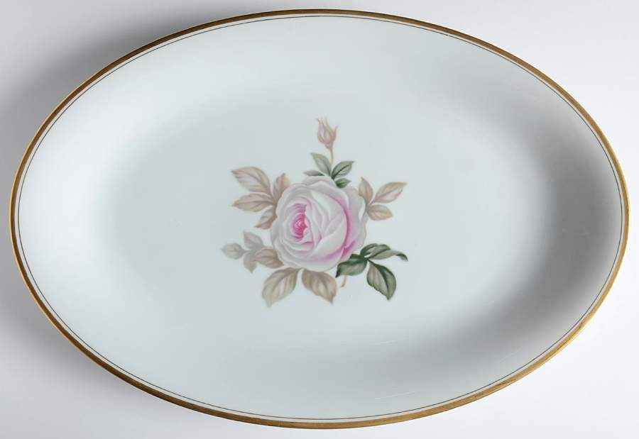 Oliver 16" Oval Serving Platter by Noritake-1