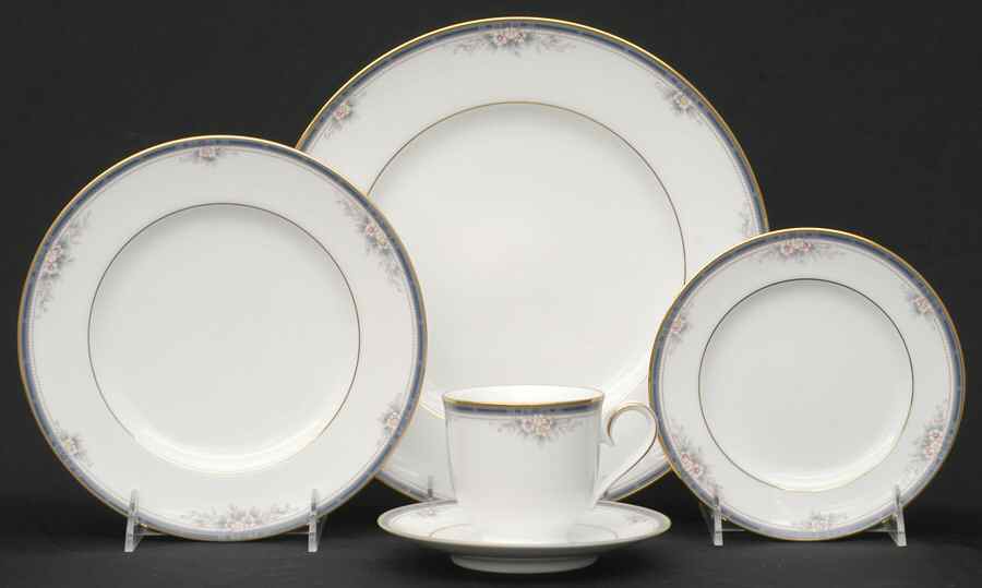 Ontario 5 Piece Place Setting by Noritake-1
