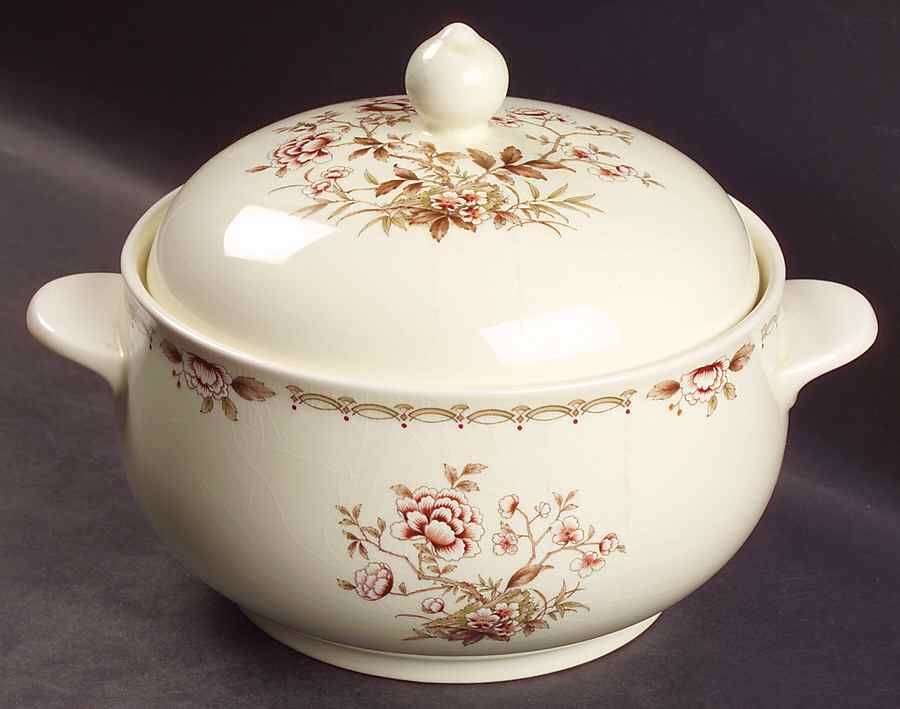 Oriental Dream 2 Qt Round Covered Casserole by Noritake-1