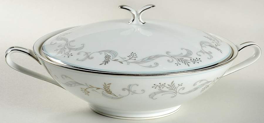 Orleans Round Covered Vegetable by Noritake-1