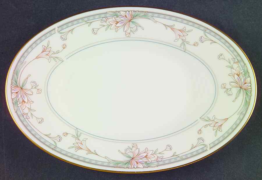 Orient Point Relish/Butter Tray by Noritake-1