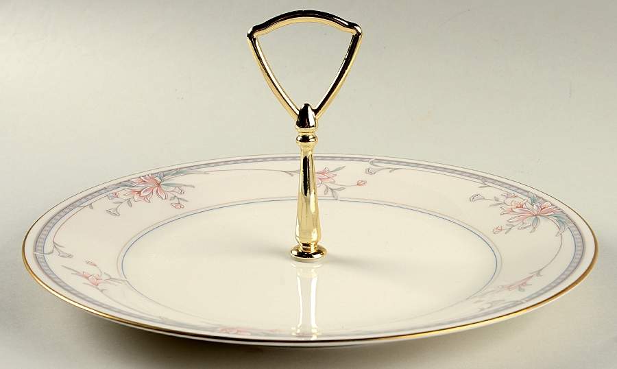 Orient Point Round Serving Plate with Handle (DP) by Noritake-1
