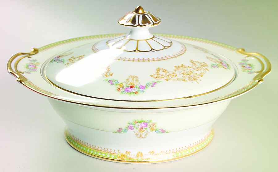 Osborne Round Covered Vegetable by Noritake-1
