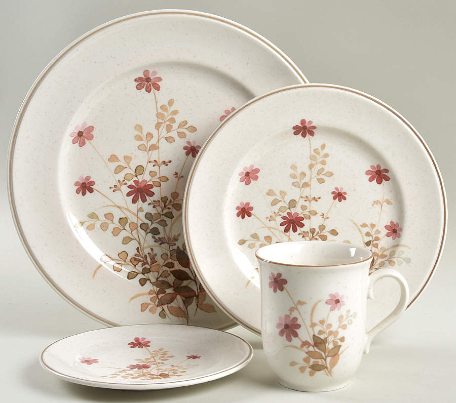 Outlook 4 Piece Place Setting by Noritake-1