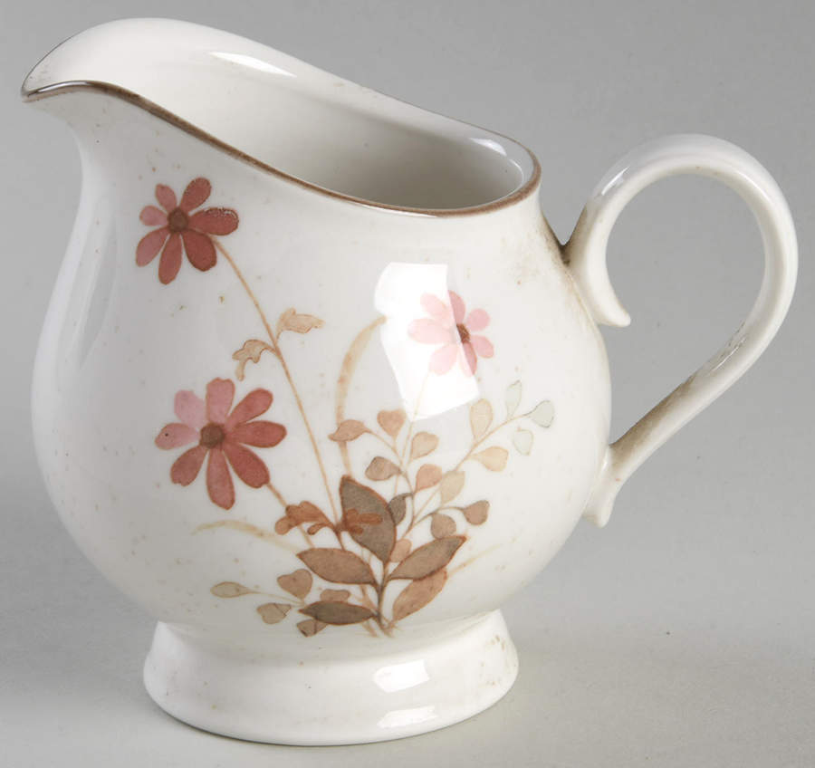 Outlook Creamer by Noritake-1