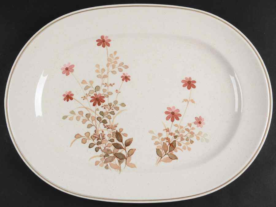 Outlook 15" Oval Serving Platter by Noritake-1