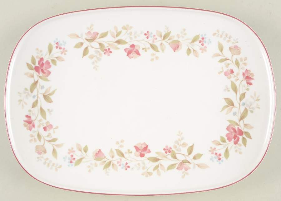 Overture 13" Oval Serving Platter by Noritake-1