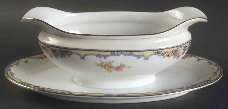 Oxford Gravy Boat with Attached Underplate by Noritake-1