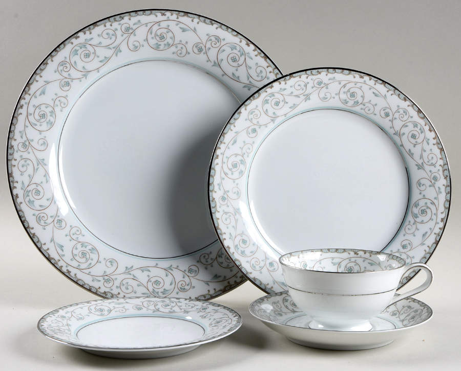 Oxford 5 Piece Place Setting by Noritake-1