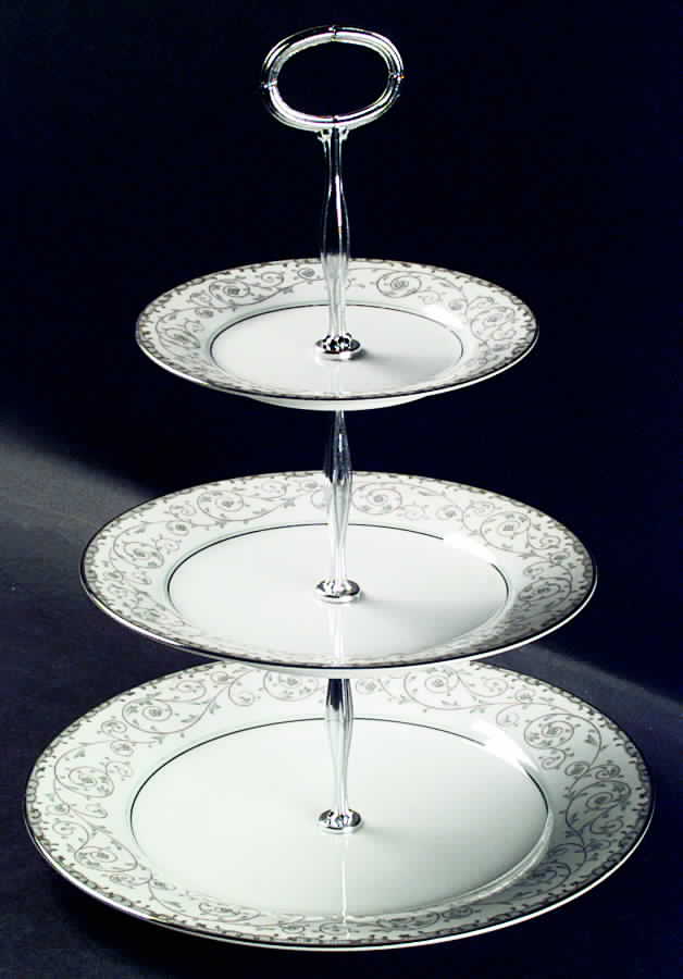 Oxford 13 7/8"-14 1/4" 3-Tiered Serving Tray(DP,SP,BB) HC by Noritake-1