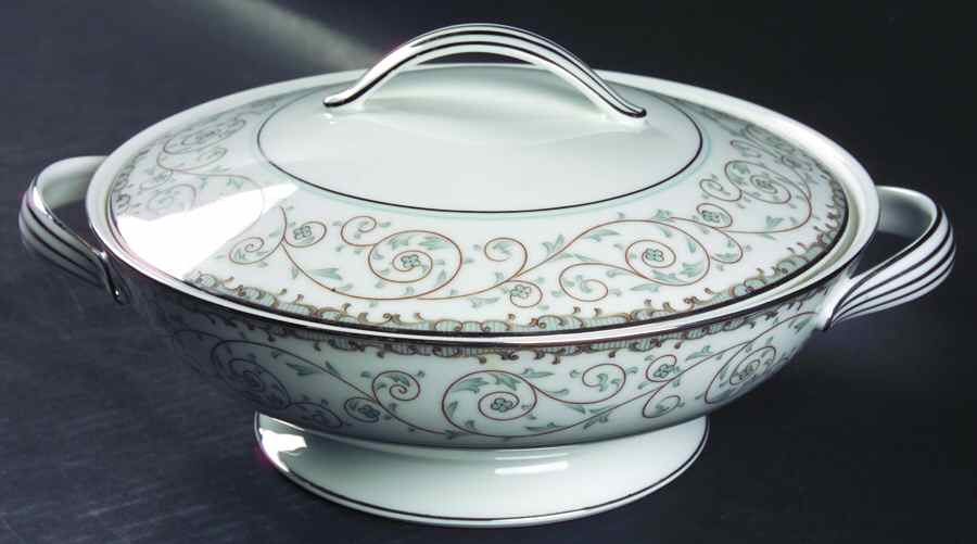 Oxford Round Covered Vegetable by Noritake-1