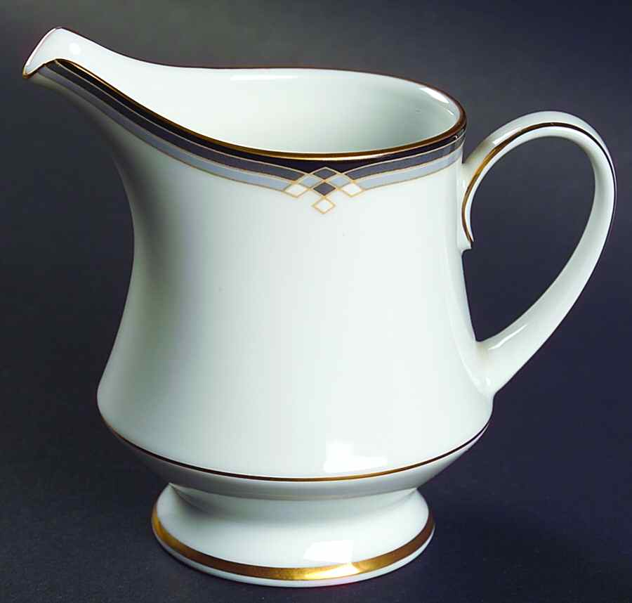 Oxford Lane Creamer by Noritake-1