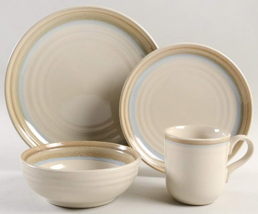 Painted Desert 4 Piece Place Setting by Noritake-1