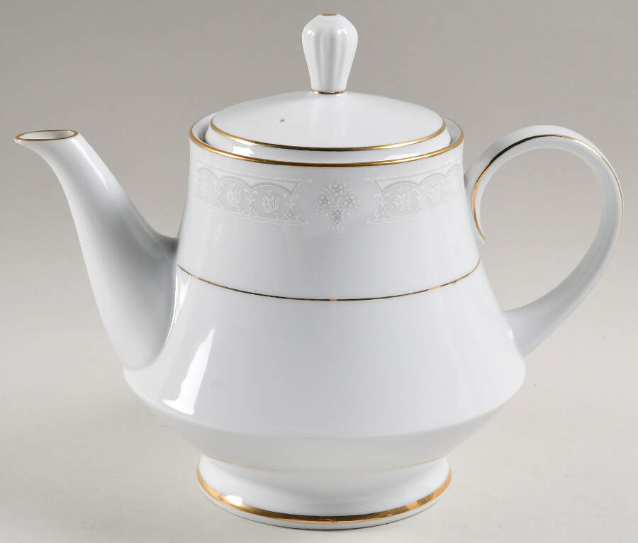 Parisian Lace Teapot & Lid by Noritake-1