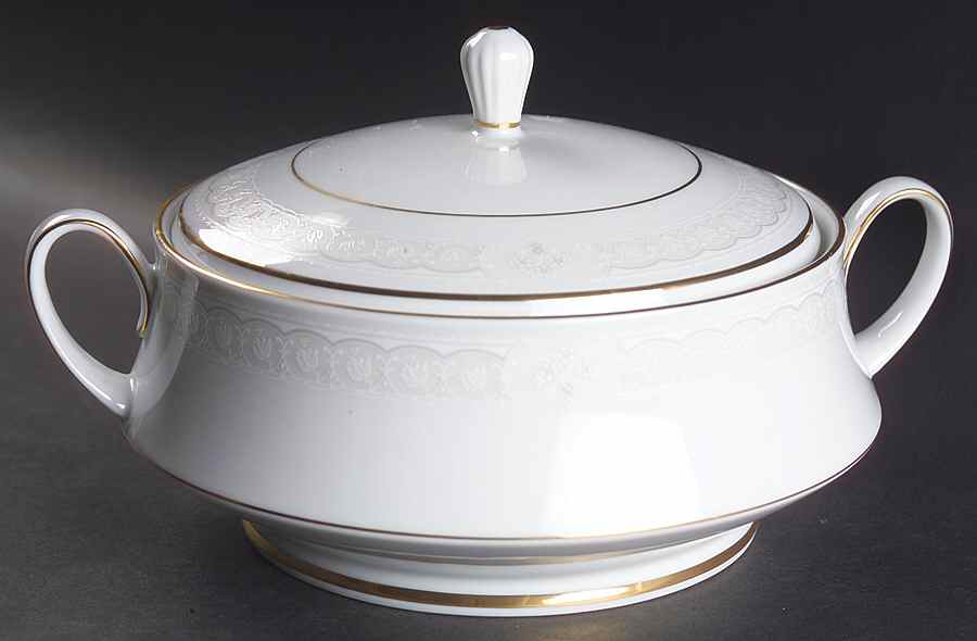 Parisian Lace Round Covered Vegetable by Noritake-1