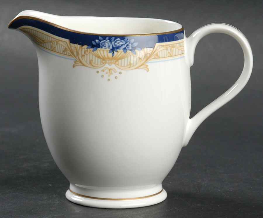 Palestra Creamer by Noritake-1