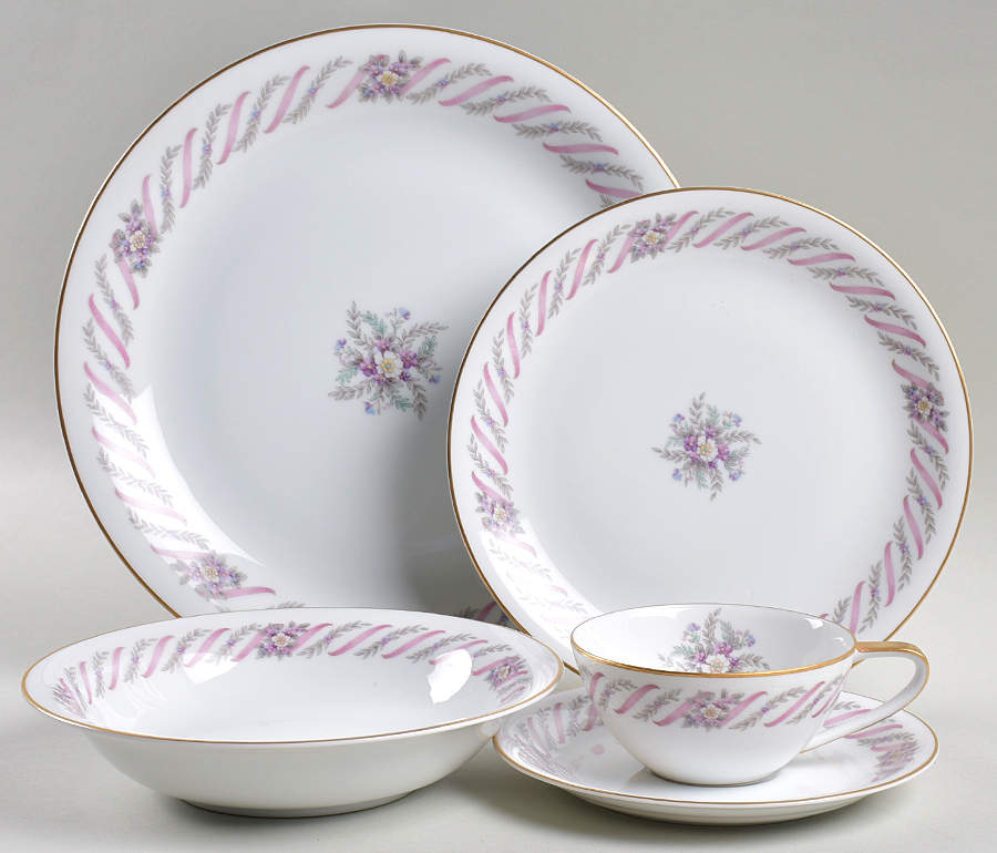 Pamela 5 Piece Place Setting by Noritake-1