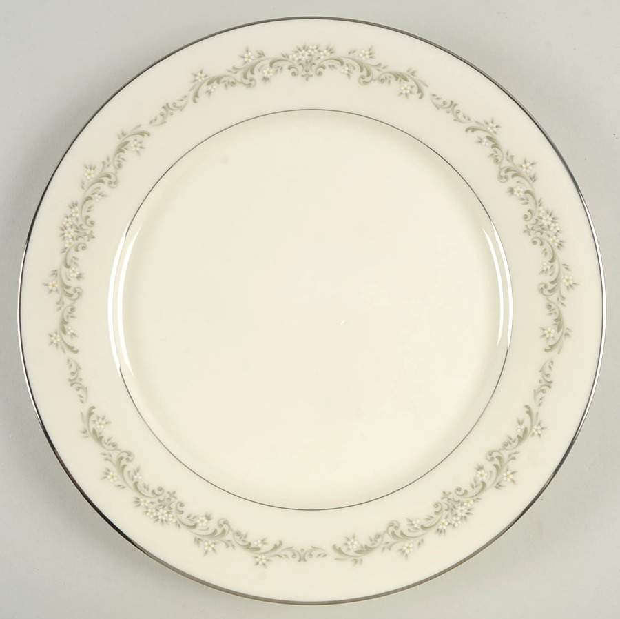 Parkridge Dinner Plate by Noritake-1