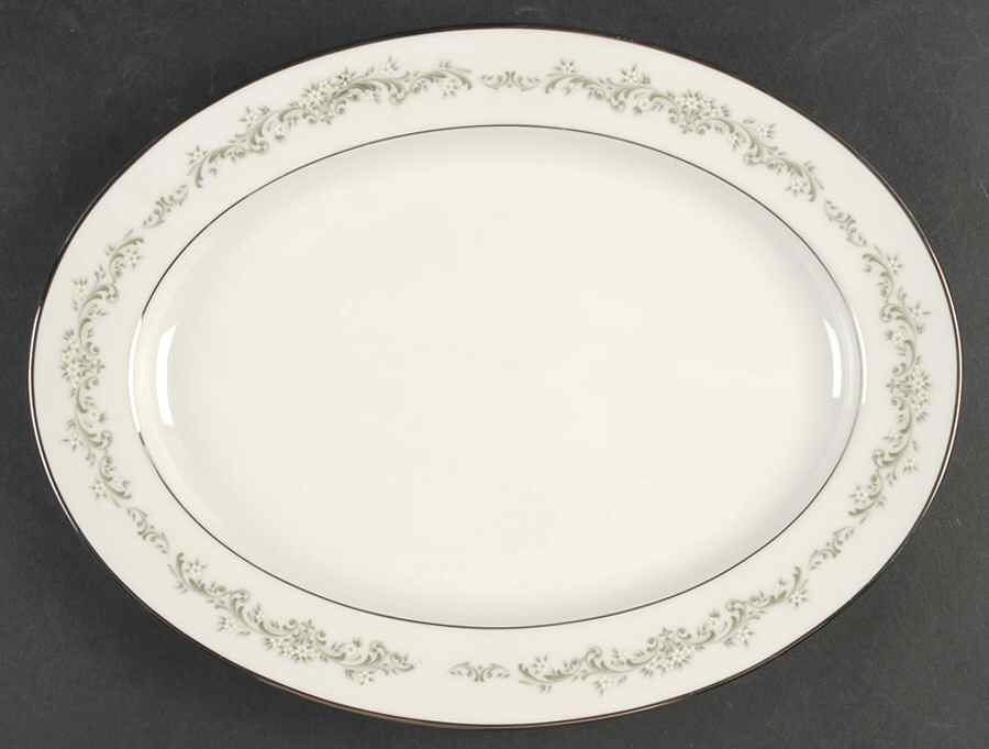 Parkridge 13" Oval Serving Platter by Noritake-1