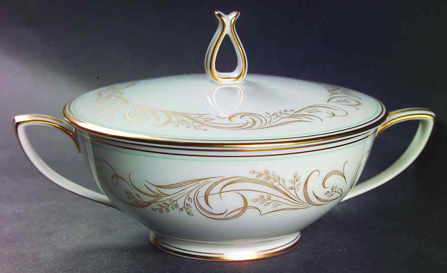 Parklane Sugar Bowl & Lid by Noritake-1
