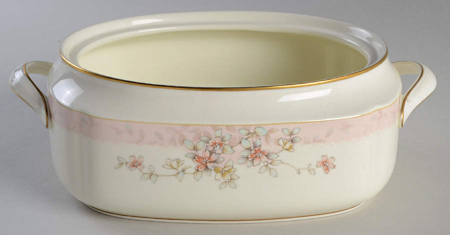 Parkhill Oval Vegetable No Lid by Noritake-1