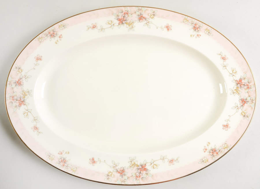 Parkhill 16" Oval Serving Platter by Noritake-1