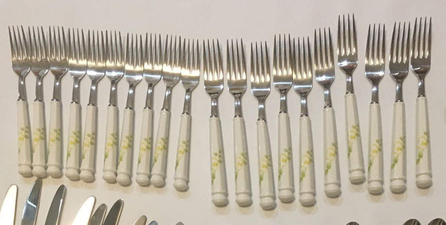Parkside Dinner Fork (7 1/2" or Larger) by Noritake-1