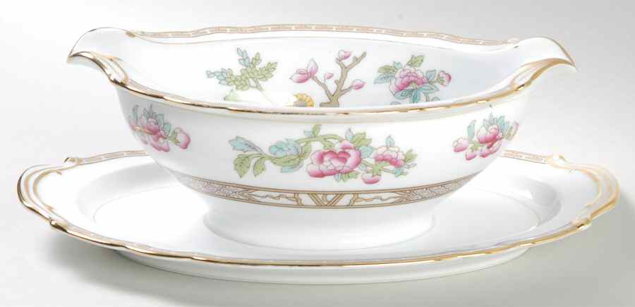 Parnell Gravy Boat with Attached Underplate by Noritake-1