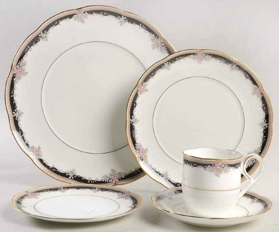 Palais Royal 5 Piece Place Setting by Noritake-1