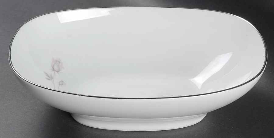 Pasadena 10" Oval Vegetable Bowl by Noritake-1