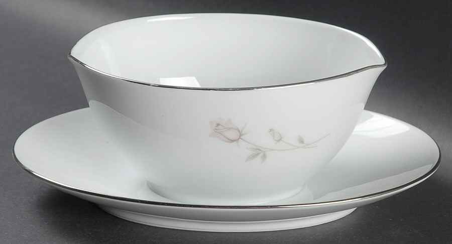 Pasadena Gravy Boat with Attached Underplate by Noritake-1