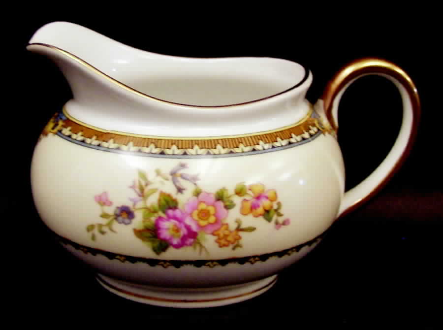 Pasadena Creamer by Noritake-1
