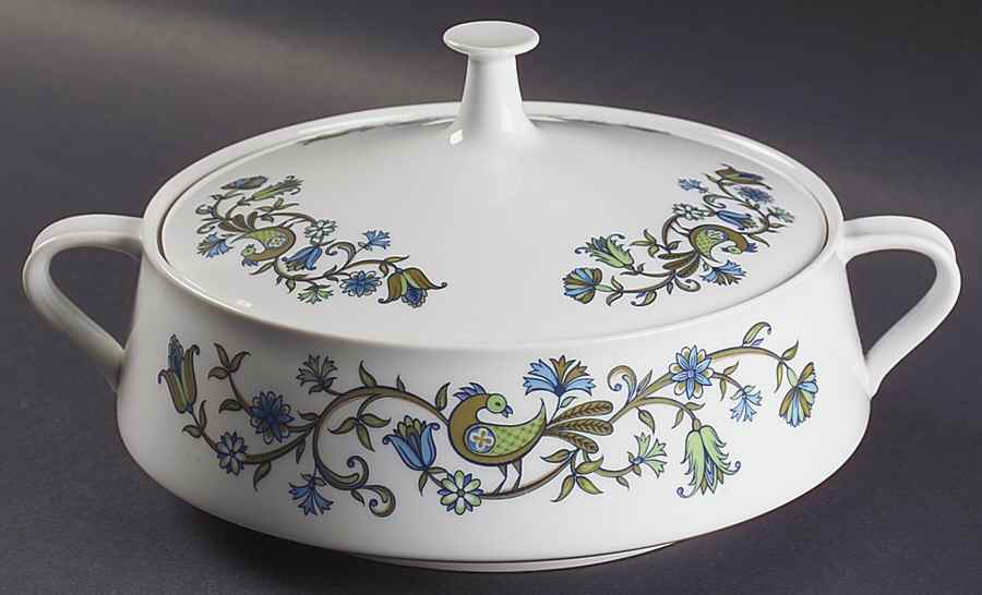 Pastoral 2 Qt Round Covered Casserole by Noritake-1