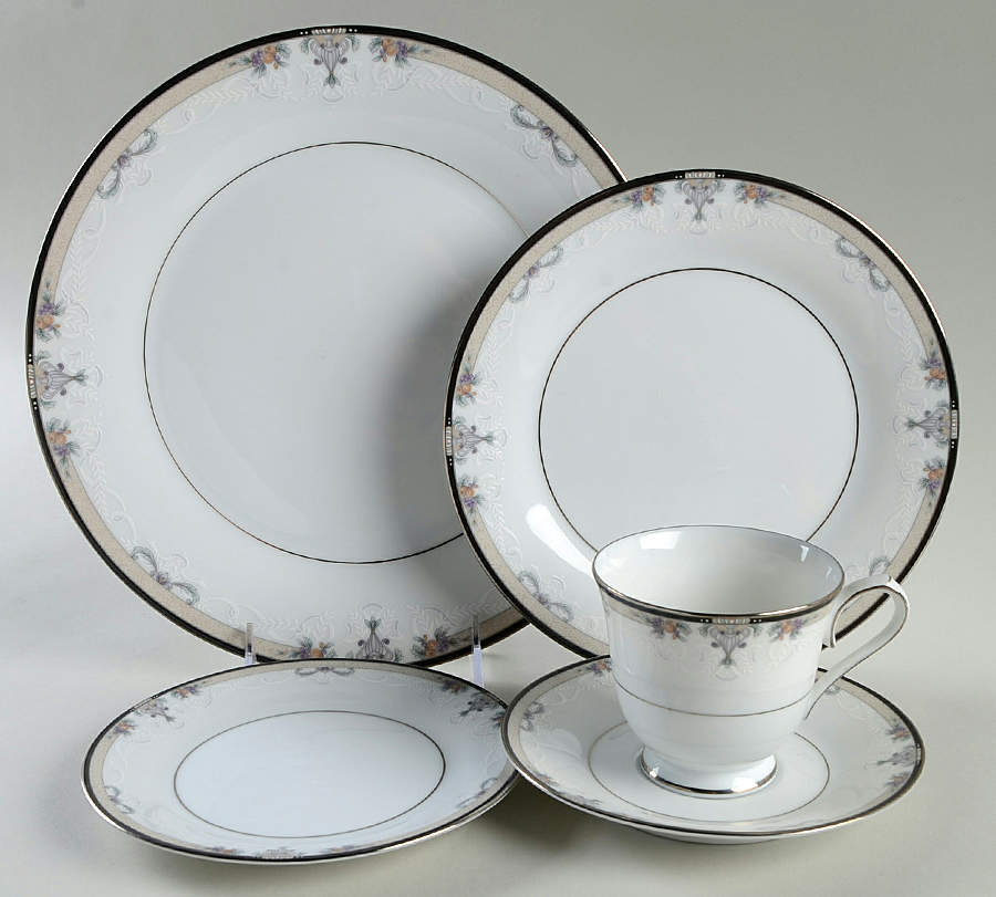 Park Suite 40 Piece Estate Set by Noritake-1